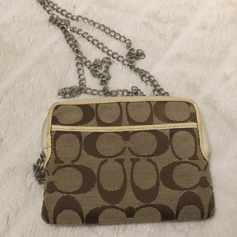 Small Coach Wallet - Picture 4 of 5